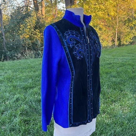 Bob Mackie Wearable Art Blue Embroidered Blue & Black Suede Jacket - Picture 5 of 11